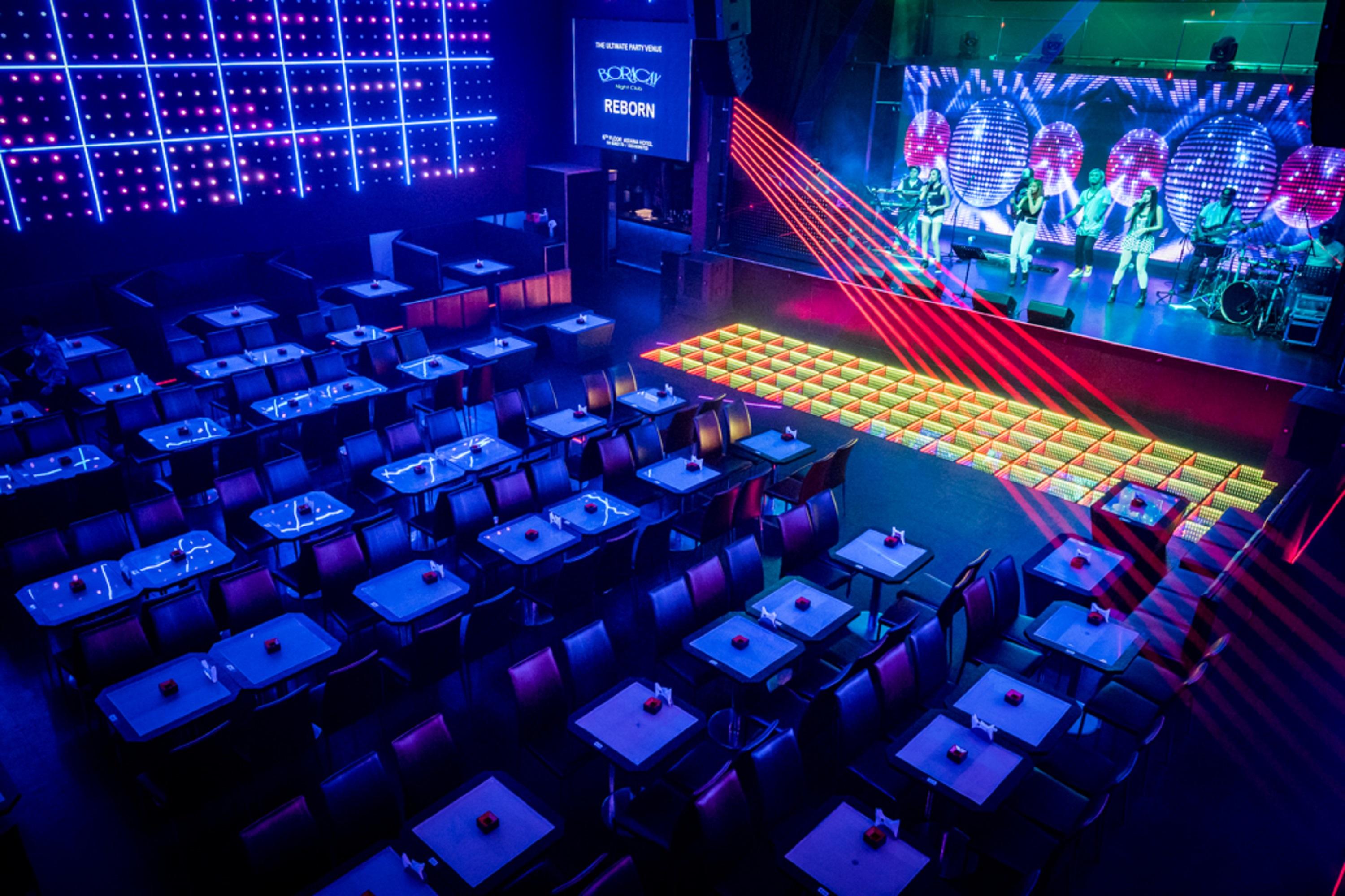 Asiana Hotel Dubai Eksteriør bilde Interior of the nightclub