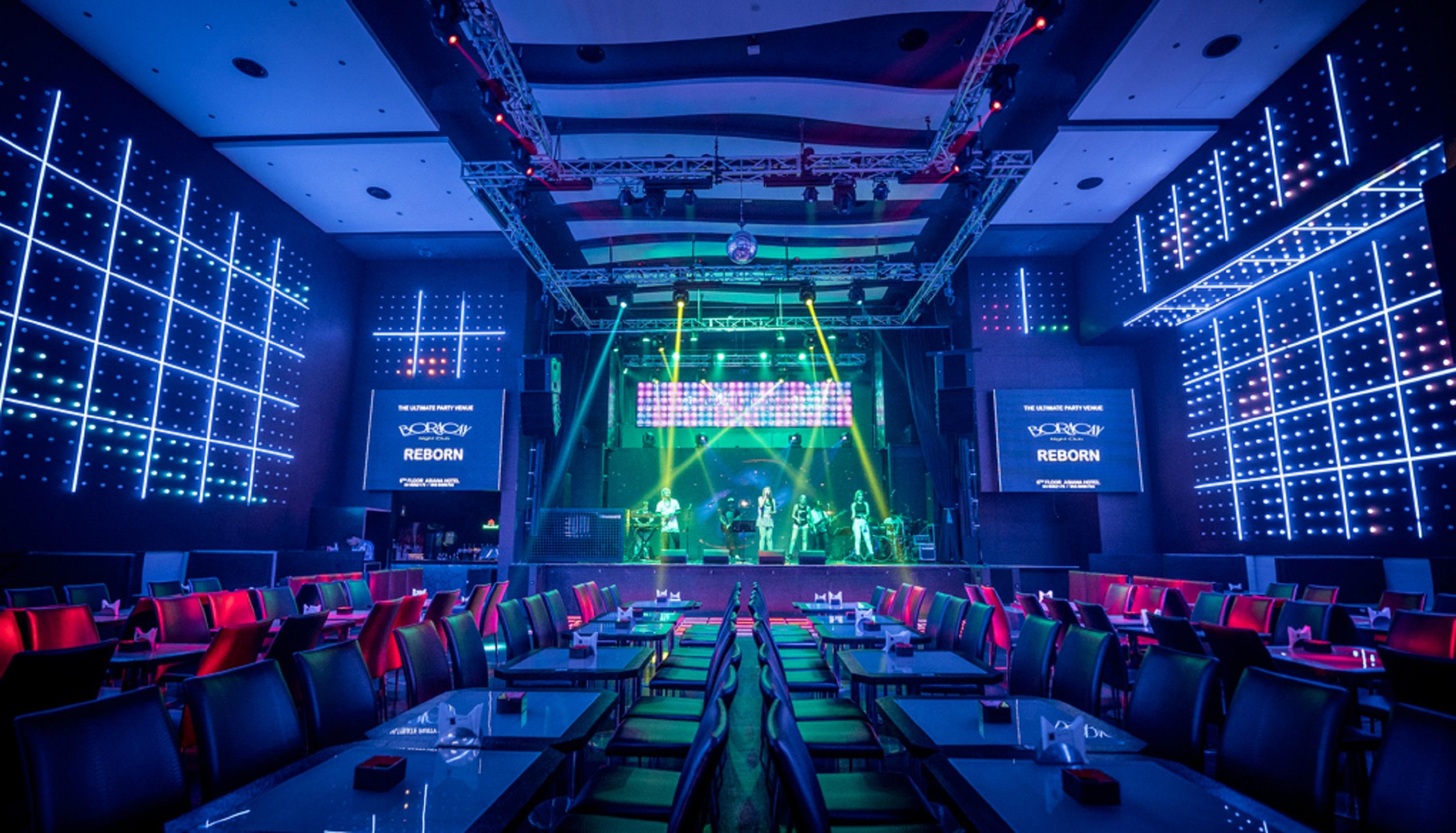 Asiana Hotel Dubai Eksteriør bilde The interior of the nightclub