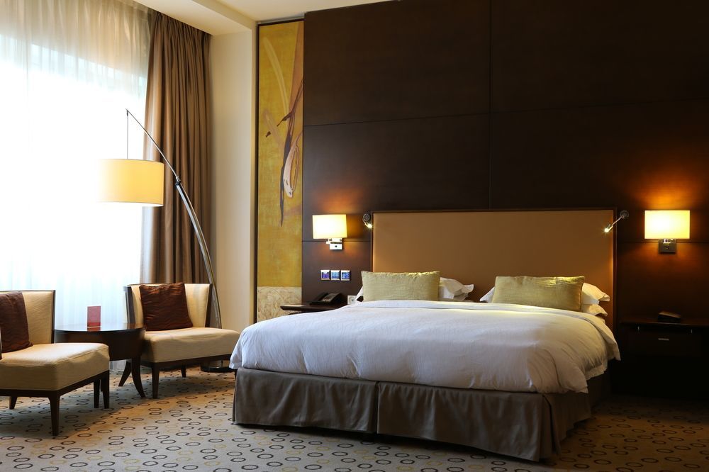 Asiana Hotel Dubai Eksteriør bilde A room at the hotel